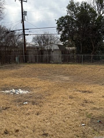 134 Cyril, San Antonio, TX 78218