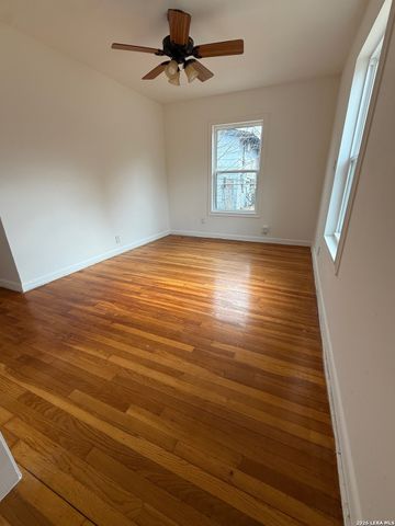 134 Cyril, San Antonio, TX 78218