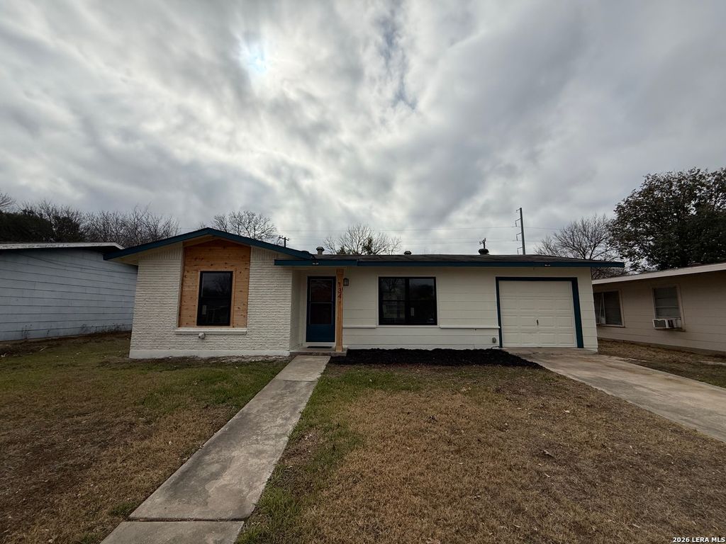 134 Cyril, San Antonio, TX 78218