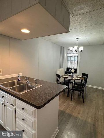434 W MAIN ST, Annville, PA 17003
