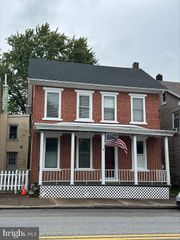 434 W MAIN ST, Annville, PA 17003