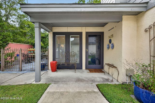 1425 Suncourt Villa Drive, Wilmington, NC 28409