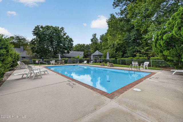1425 Suncourt Villa Drive, Wilmington, NC 28409