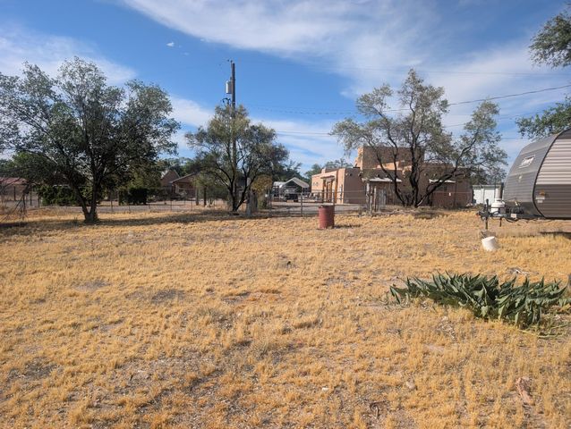 152 N El Cerro Loop, Los Lunas, NM 87031