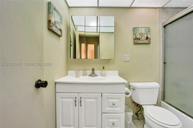 201 178th Dr 403, Sunny Isles Beach, FL 33160
