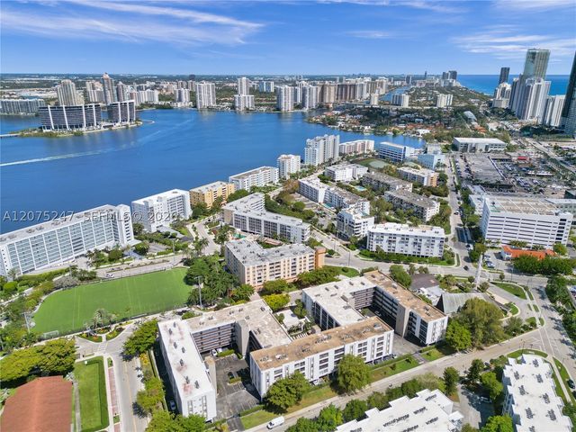 201 178th Dr 403, Sunny Isles Beach, FL 33160