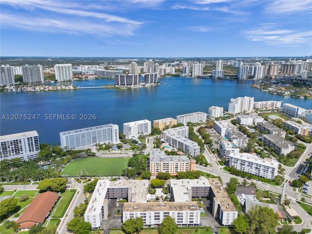 201 178th Dr 403, Sunny Isles Beach, FL 33160