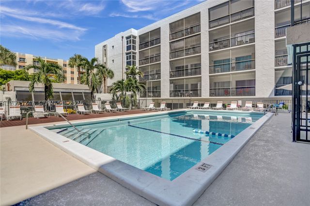 201 178th Dr 403, Sunny Isles Beach, FL 33160