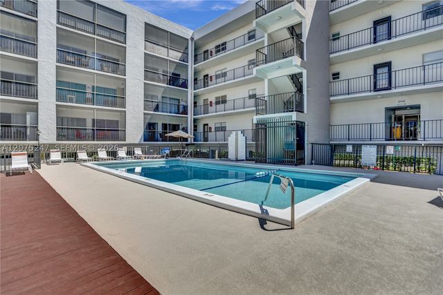 201 178th Dr 403, Sunny Isles Beach, FL 33160