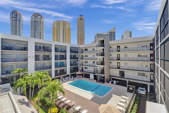 201 178th Dr 403, Sunny Isles Beach, FL 33160