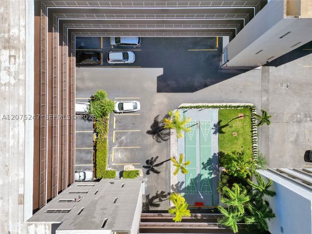 201 178th Dr 403, Sunny Isles Beach, FL 33160