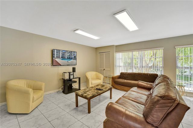 201 178th Dr 403, Sunny Isles Beach, FL 33160