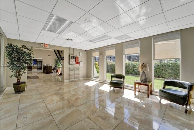 201 178th Dr 403, Sunny Isles Beach, FL 33160