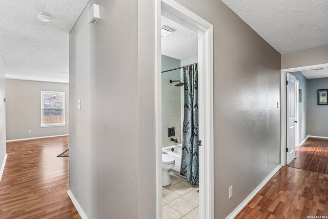 3733 Davenport, Schertz, TX 78154