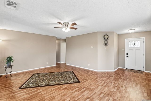 3733 Davenport, Schertz, TX 78154