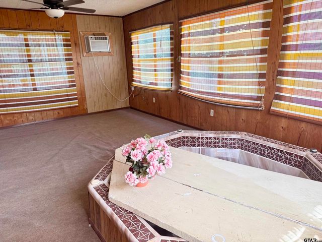 4393 W State Highway 7, Crockett, TX 75835