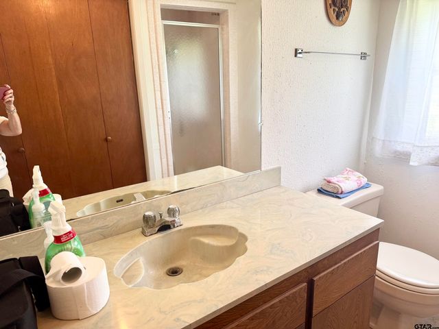 4393 W State Highway 7, Crockett, TX 75835