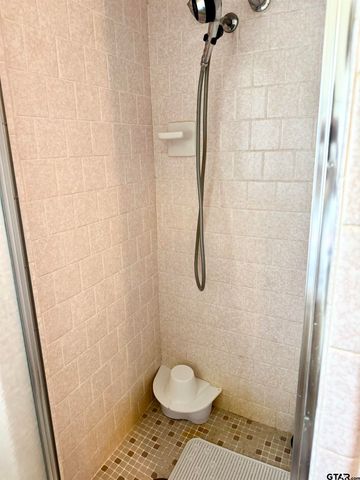 4393 W State Highway 7, Crockett, TX 75835