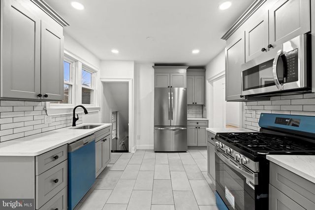 224 S DAVIS ST, Woodbury, NJ 08096