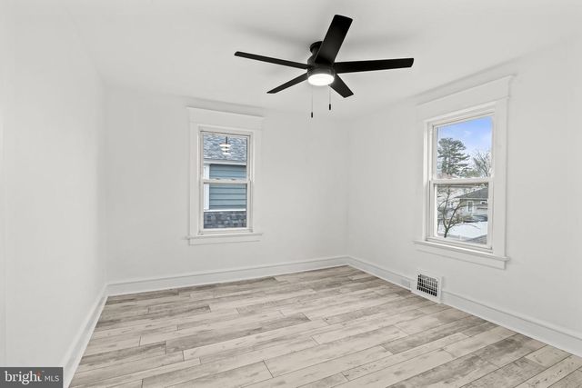 224 S DAVIS ST, Woodbury, NJ 08096
