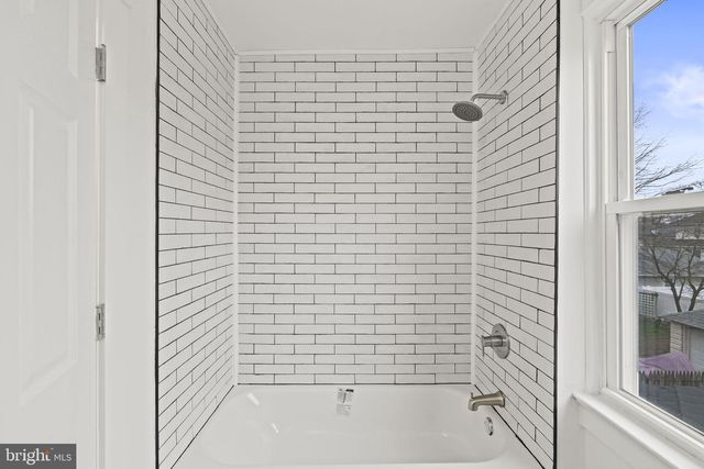 224 S DAVIS ST, Woodbury, NJ 08096