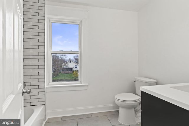 224 S DAVIS ST, Woodbury, NJ 08096