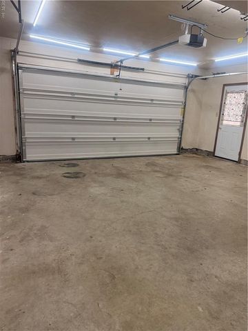 1949 Arlington Arch DR, Virginia Beach, VA 23464