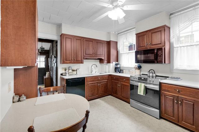 1852 Richmond Avenue, Bethlehem City, PA 18018