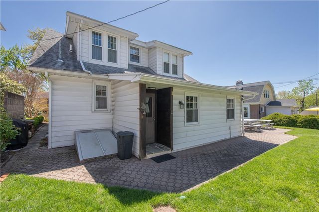 1852 Richmond Avenue, Bethlehem City, PA 18018