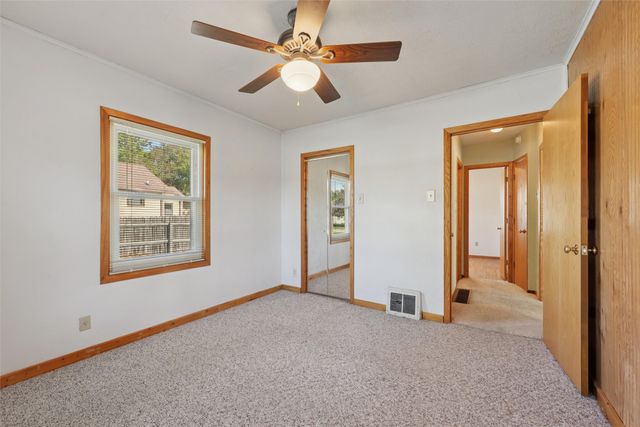 6465 NW 56th Street, Johnston, IA 50131