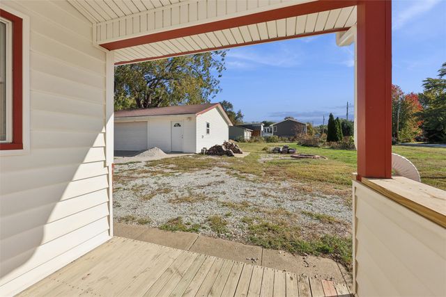 6465 NW 56th Street, Johnston, IA 50131