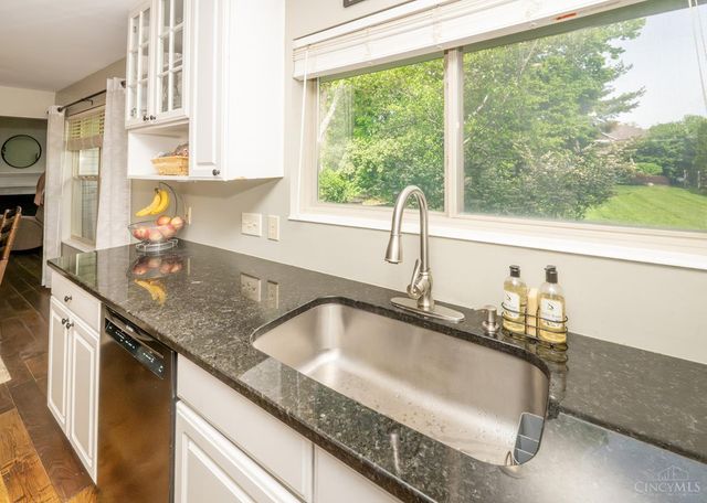 5601 Autumn Wynd Lane, Miami Twp, OH 45150