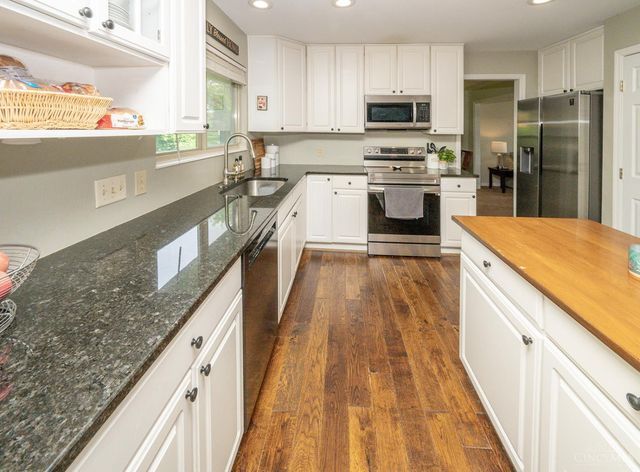 5601 Autumn Wynd Lane, Miami Twp, OH 45150