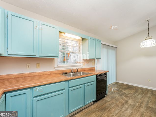 667 Rae Drive, Lawrenceville, GA 30044