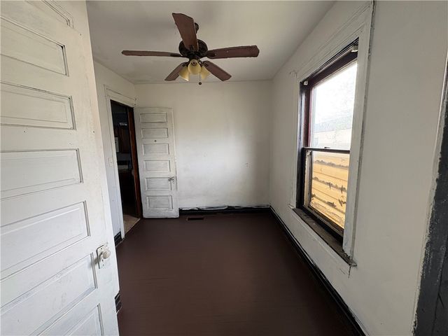 135 S Monmouth Street, Dayton, OH 45403