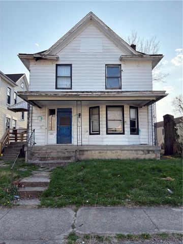 135 S Monmouth Street, Dayton, OH 45403