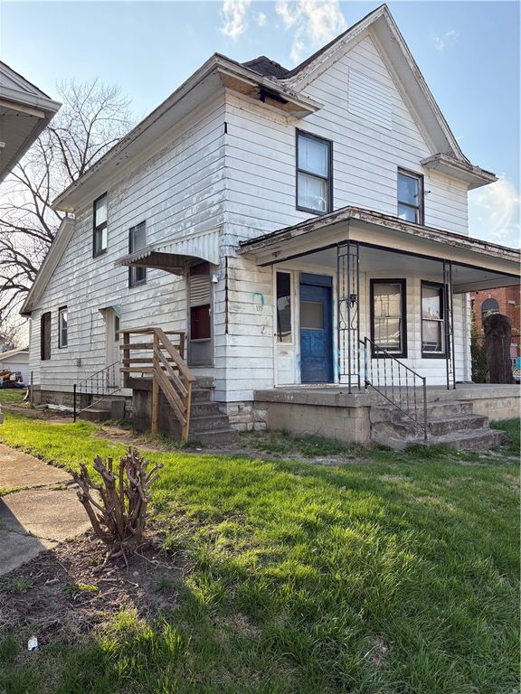 135 S Monmouth Street, Dayton, OH 45403