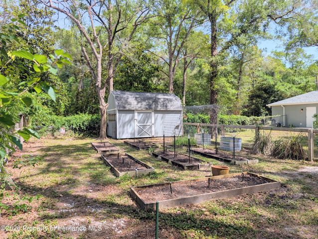 315 Garfield Avenue, Brooksville, FL 34604