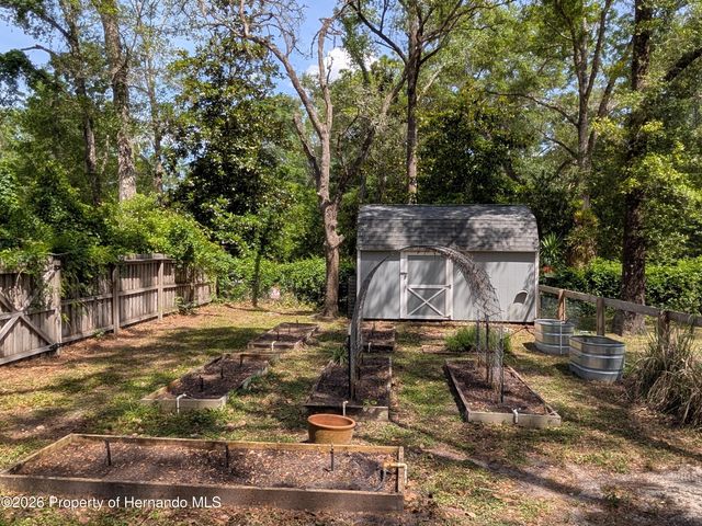 315 Garfield Avenue, Brooksville, FL 34604