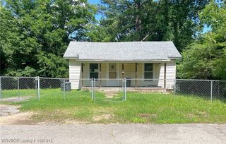 818 N 25th Street, Van Buren, AR 72956