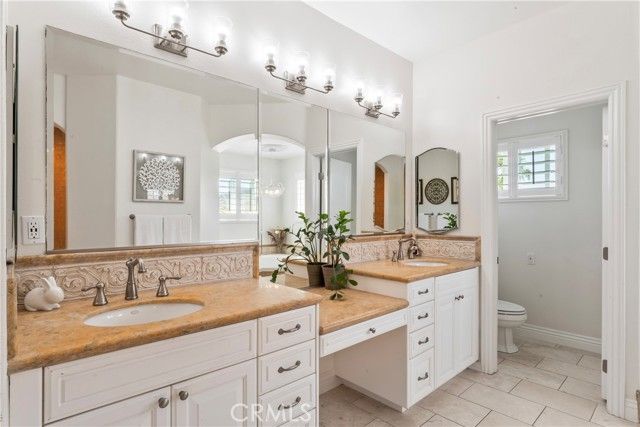 22941 Gold Rush Place, Canyon Lake, CA 92587