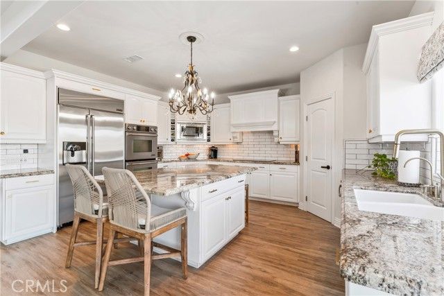 22941 Gold Rush Place, Canyon Lake, CA 92587