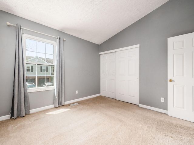 952 Charleston Way Drive, Westerville, OH 43081