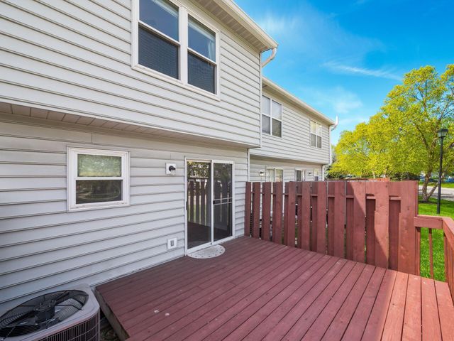 952 Charleston Way Drive, Westerville, OH 43081