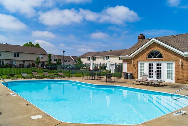 952 Charleston Way Drive, Westerville, OH 43081