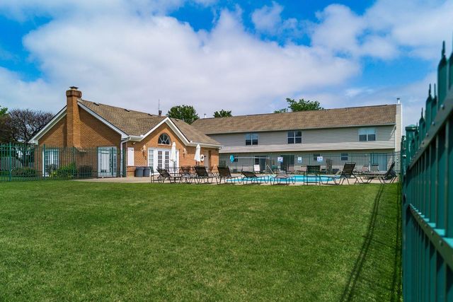 952 Charleston Way Drive, Westerville, OH 43081