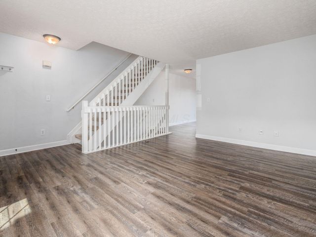 952 Charleston Way Drive, Westerville, OH 43081
