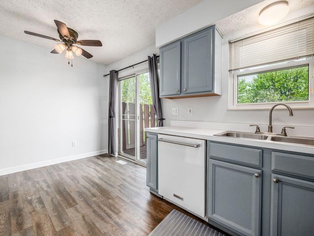 952 Charleston Way Drive, Westerville, OH 43081