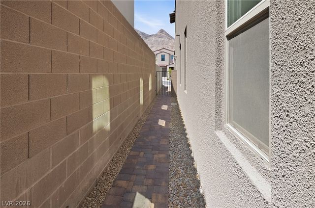 11807 Pandion Avenue, Las Vegas, NV 89138