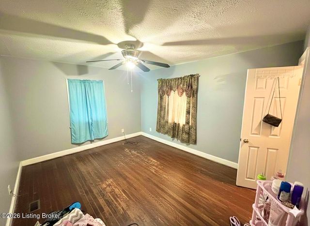 500 Inverness Ave, Louisville, KY 40214